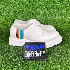 NEW Dr. Martens 27522 LGBTQ+ Pride Oxfords White Smooth